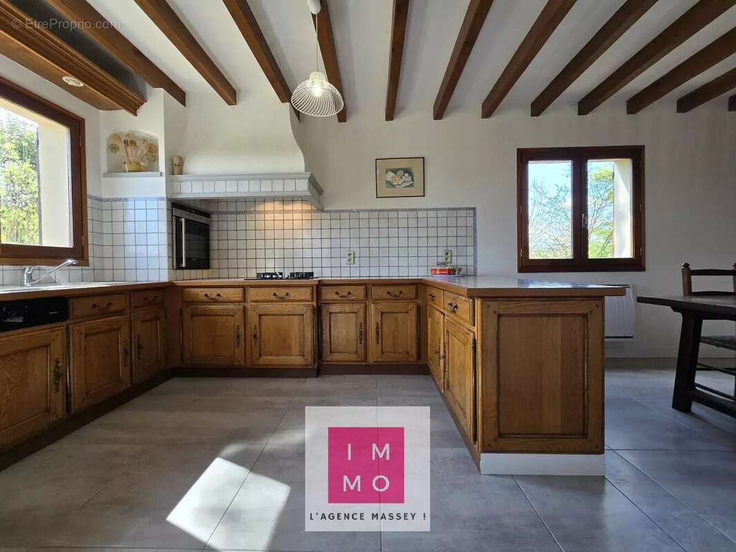 Maison à TRIE-SUR-BAISE