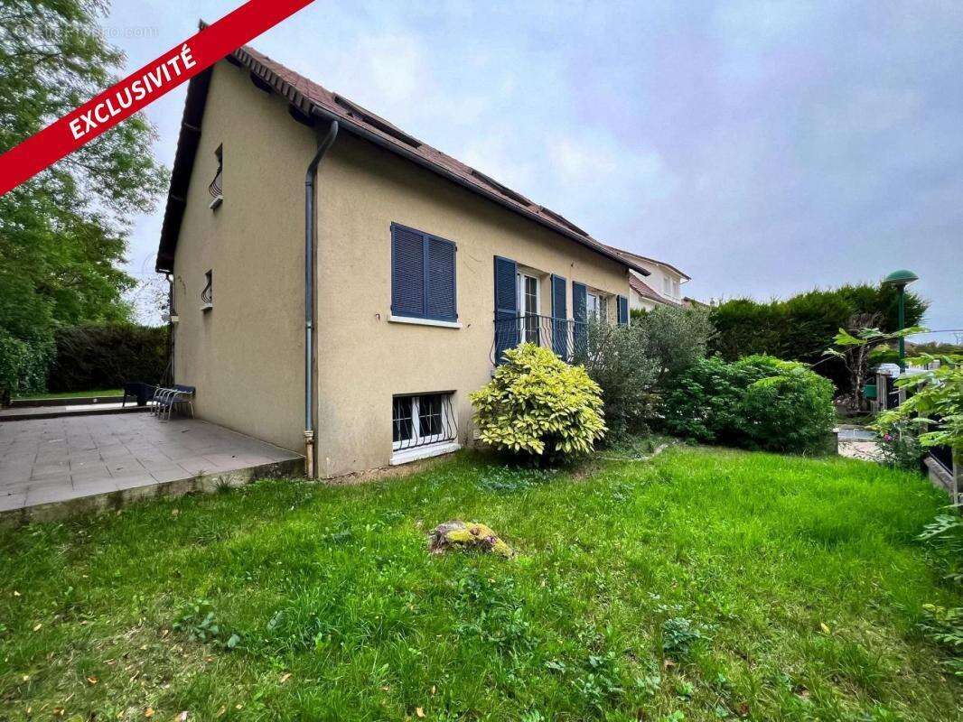 Maison à MANTES-LA-VILLE