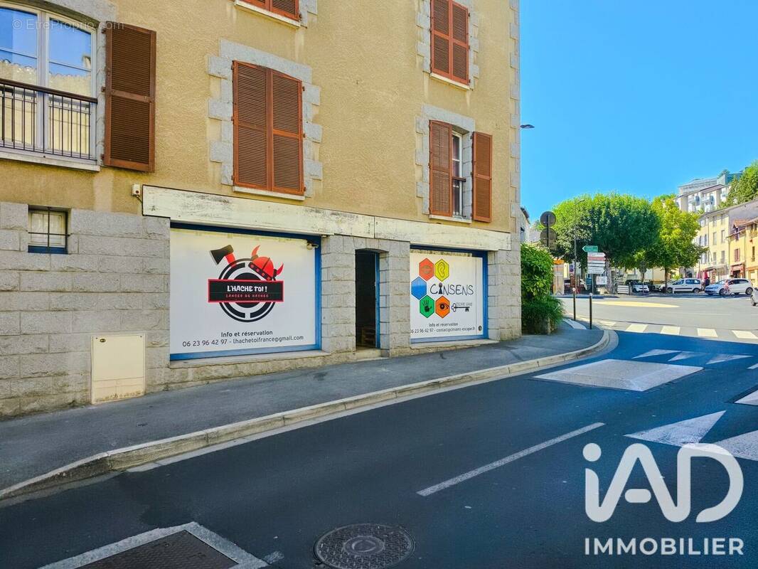 Photo 1 - Commerce à AURILLAC