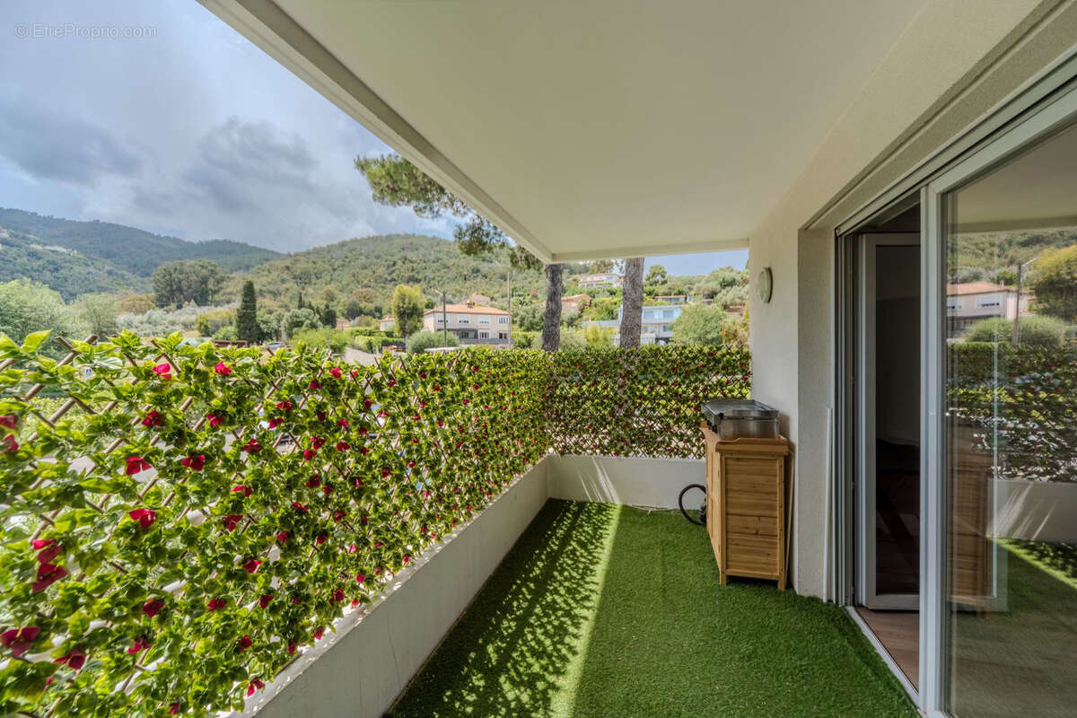 Appartement à MANDELIEU-LA-NAPOULE
