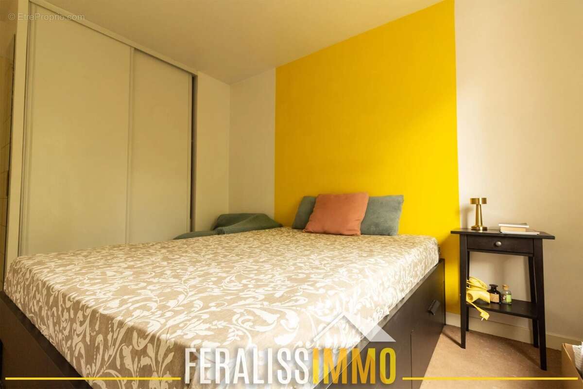 Appartement à COURDIMANCHE