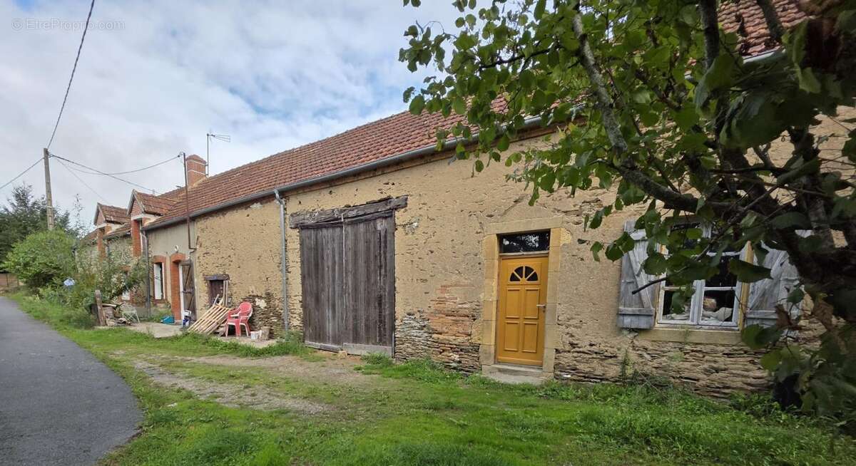Maison à SAINT-SATURNIN
