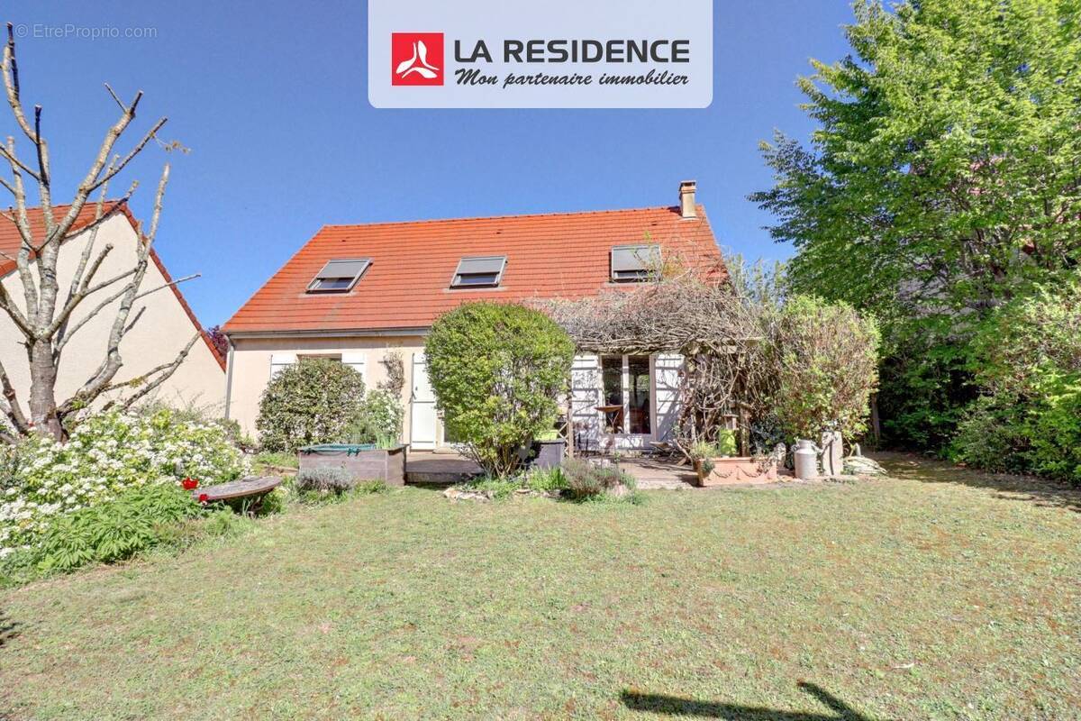 Maison à VERNEUIL-SUR-SEINE