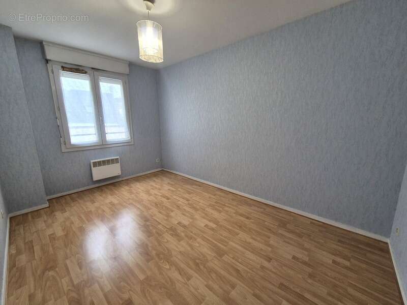 Appartement T3, cave et une place parking - photo 9