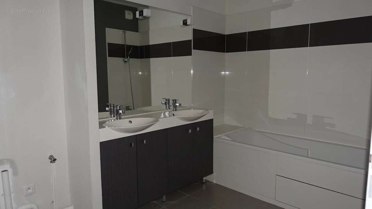 Appartement à RAMONVILLE-SAINT-AGNE