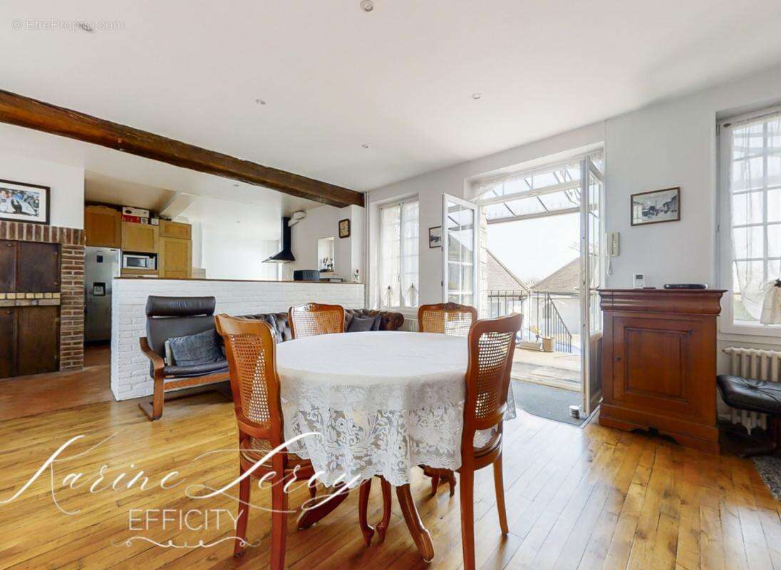 Maison à MAREIL-EN-FRANCE