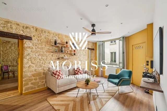 Appartement à PARIS-3E