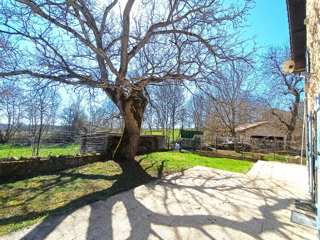 Maison à CRAPONNE-SUR-ARZON