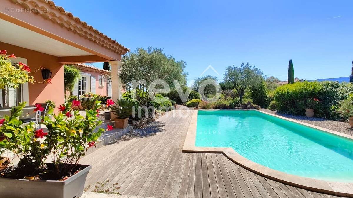 Maison à VAISON-LA-ROMAINE