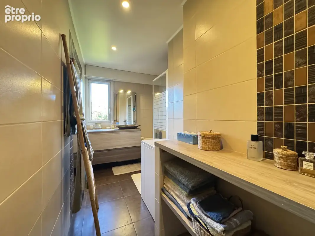 Appartement - 87m2 - 5 pièces - photo 8