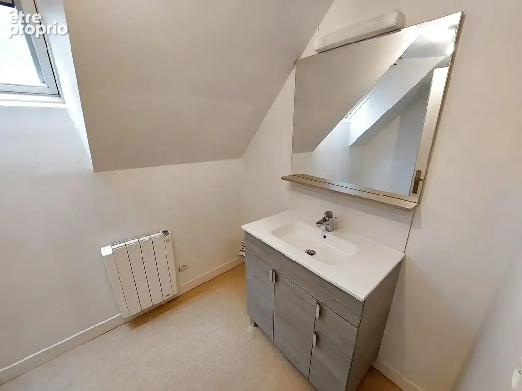 Immeuble appartement - centre ville - argentre du plessis - photo 7