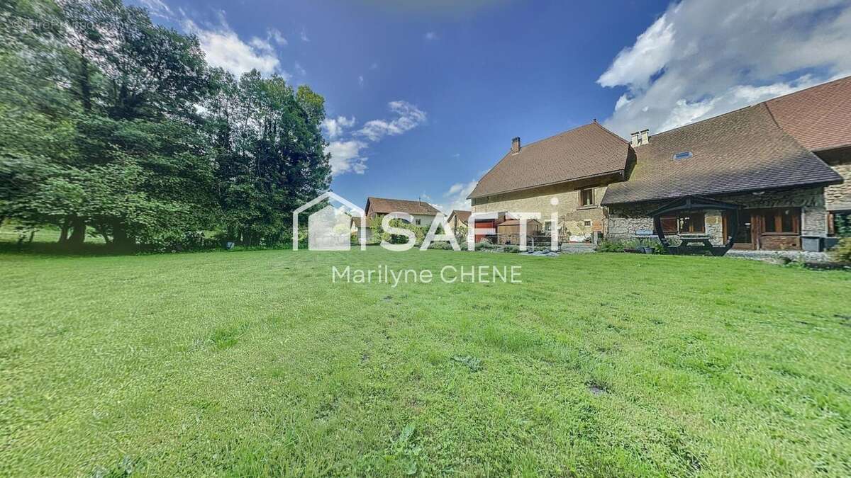 Photo 2 - Maison à SAINT-CHRISTOPHE