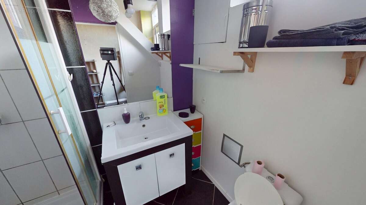 Maison à SAINT-JEAN-DE-BRAYE