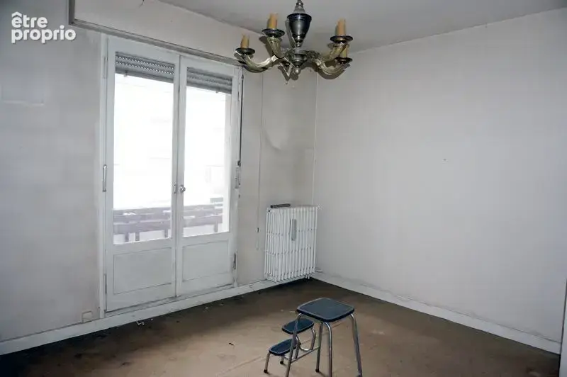 Digoin, Local commercial et appartements - photo 11