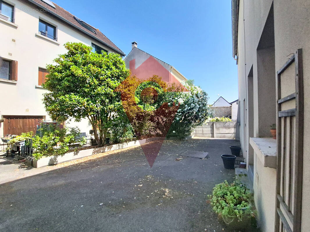 Appartement à LEUVILLE-SUR-ORGE