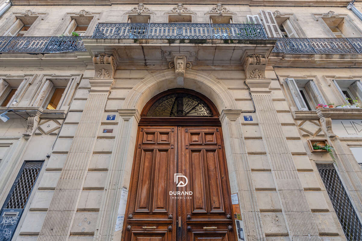 Appartement à MARSEILLE-6E