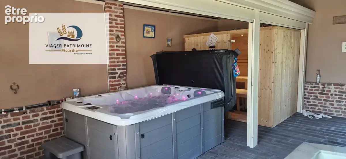 VENTE À TERME LIBRE 12 ANS — Maison avec salle de cinéma,  SPA et piscine - photo 10