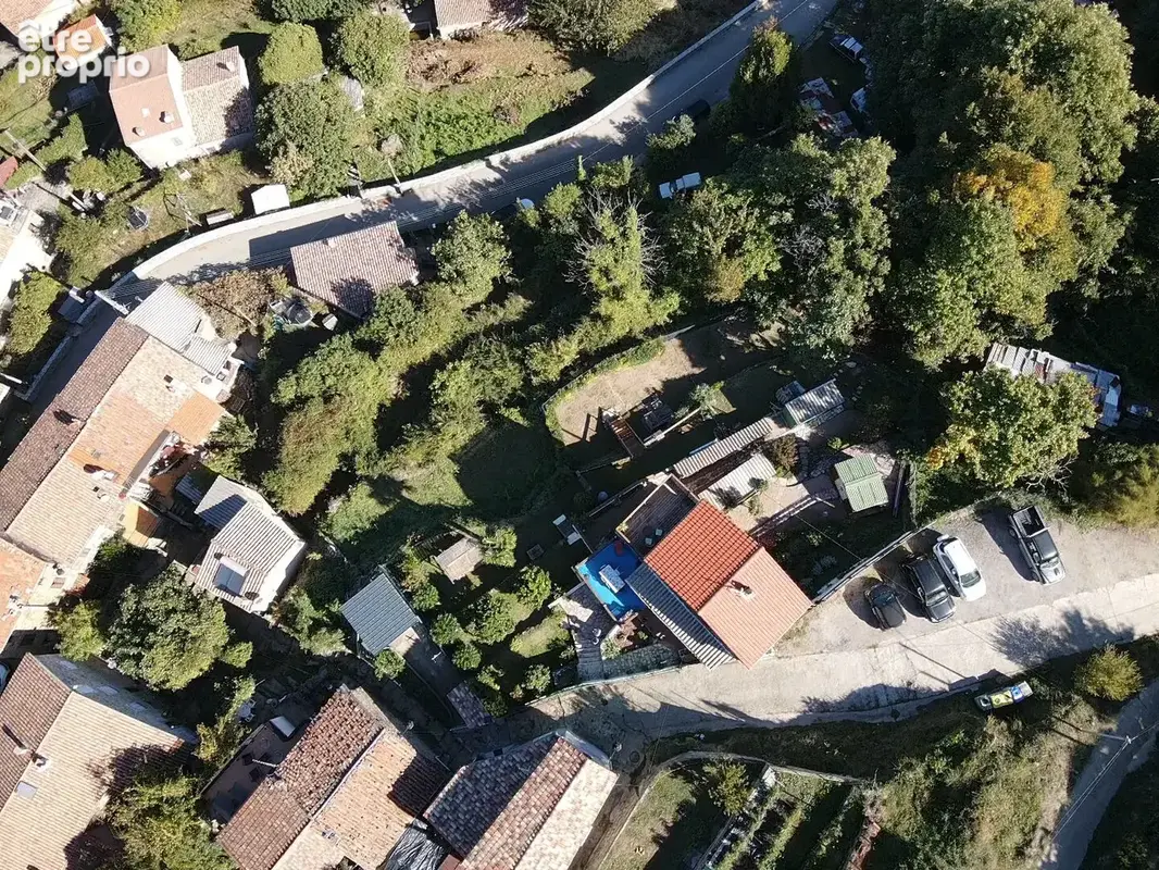 Rare - Maison de village 4 pièces avec terrain. - photo 3