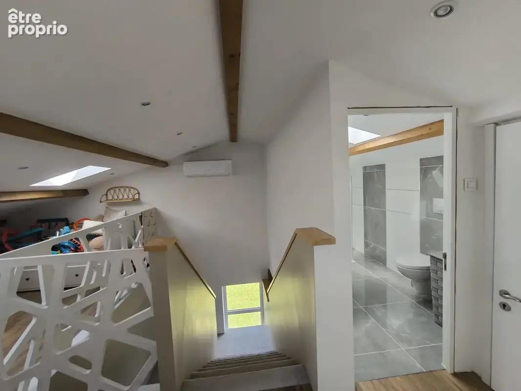 Etoile. maison de famille de 270 m2. renovee en totalite. modulable. parc clos de 5030 m2 - photo 30