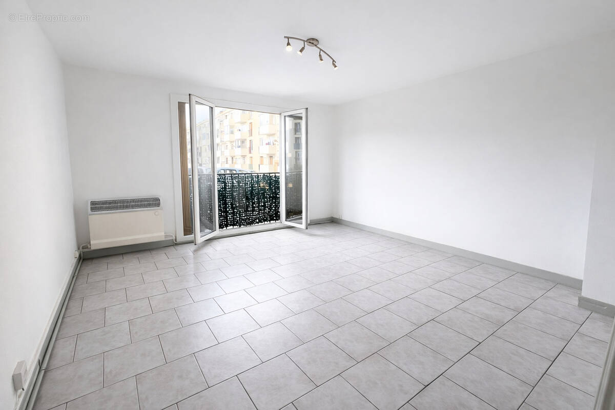 Appartement à AUBAGNE