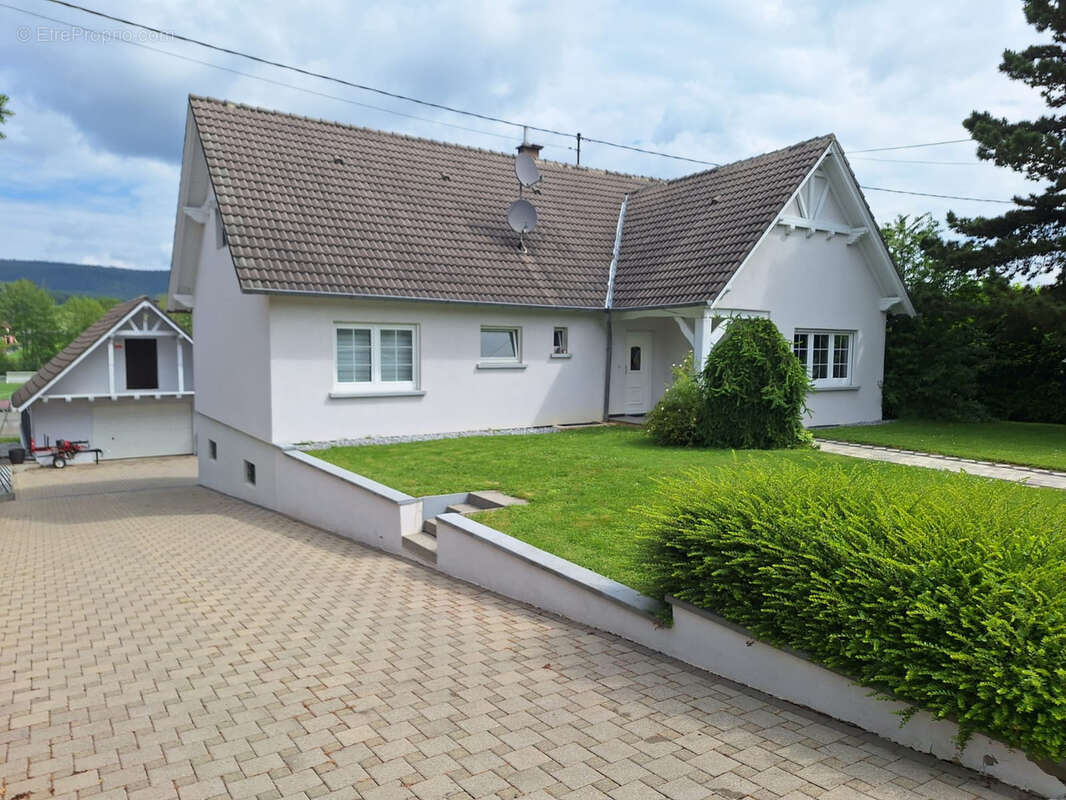Maison à PREUSCHDORF