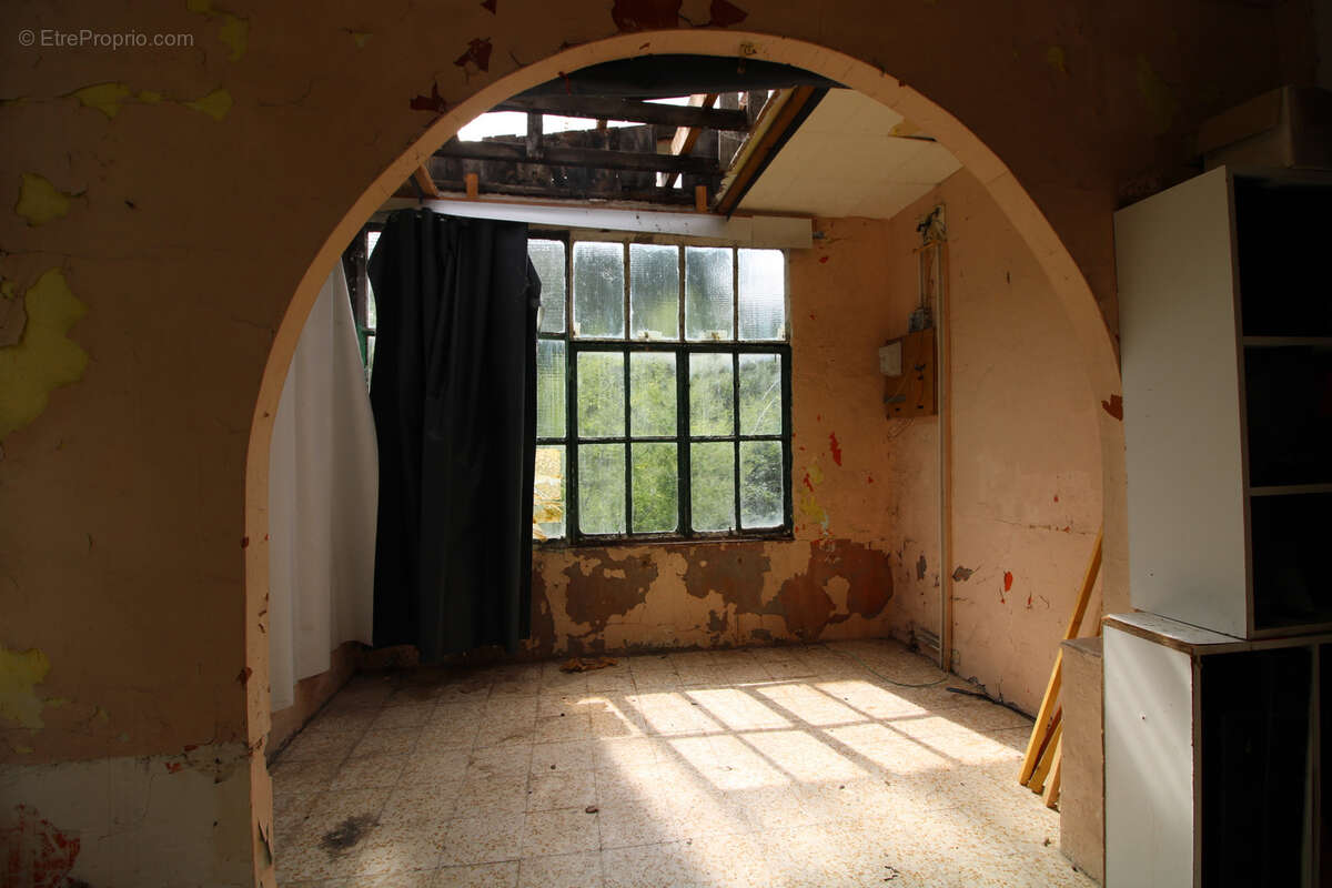 Maison à MOLIERES-SUR-CEZE