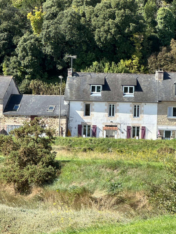 Maison à FREHEL