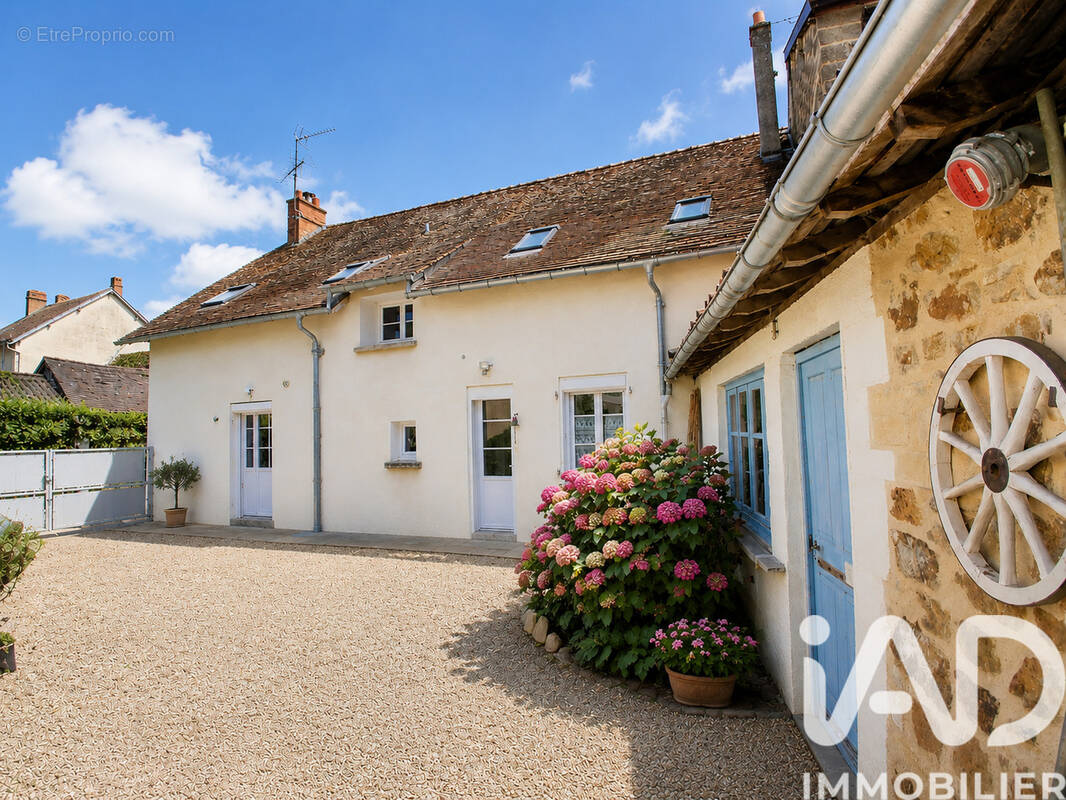 Photo 1 - Maison à LA COQUILLE