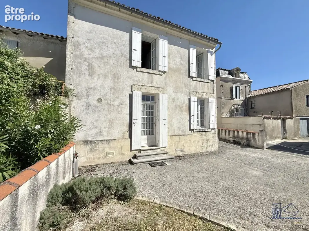 Maison 6 pièces 165 m² à vendre à Saint-Fort-Sur-Gironde (17240) - photo 9