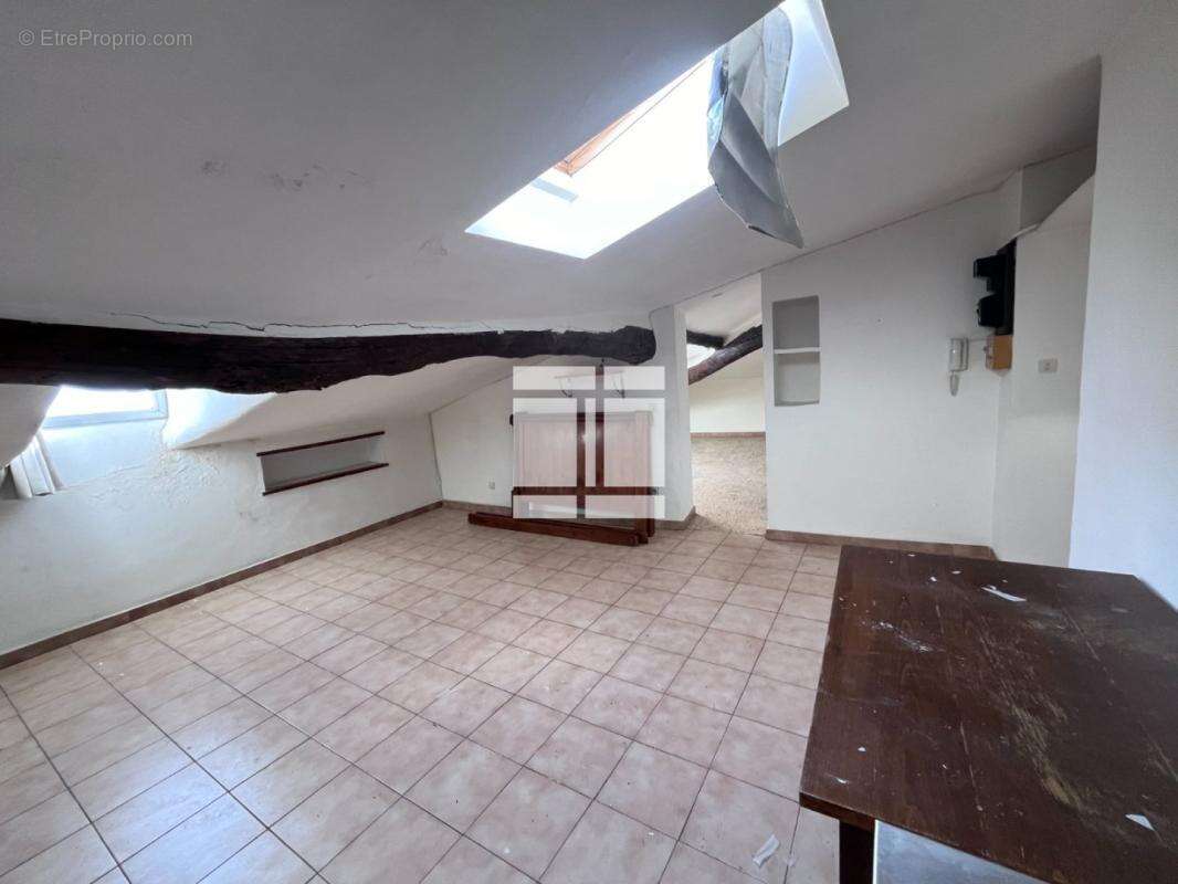 Bastia centre ville t2 mansardé - photo 10