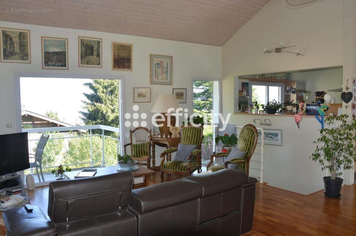 Maison 170 m² à Evian-Les-Bains  - photo 7