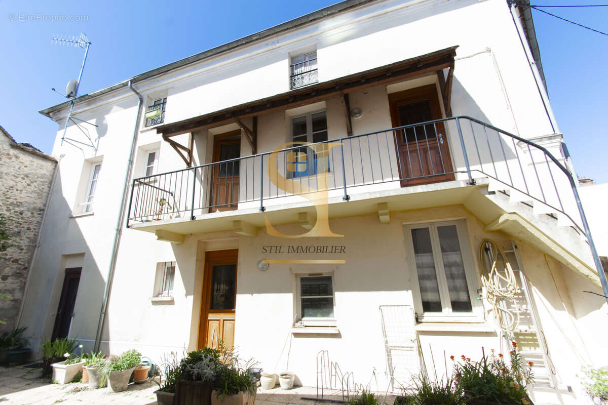 Appartement à HERICY