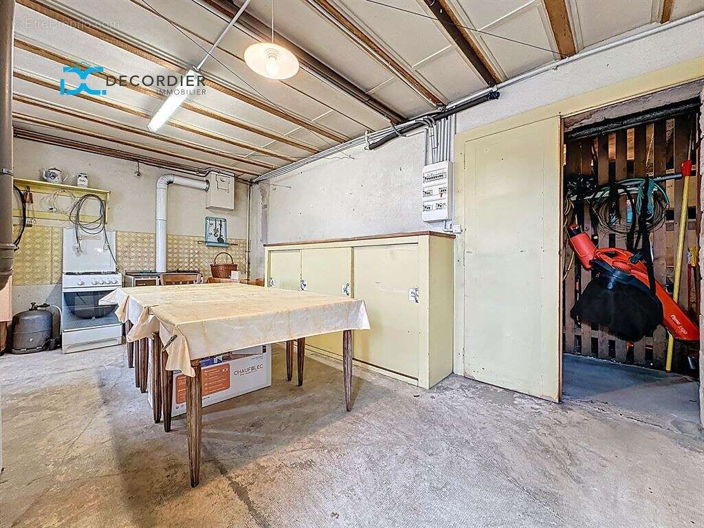 Neuvecelle maison a renover proche lac - photo 22