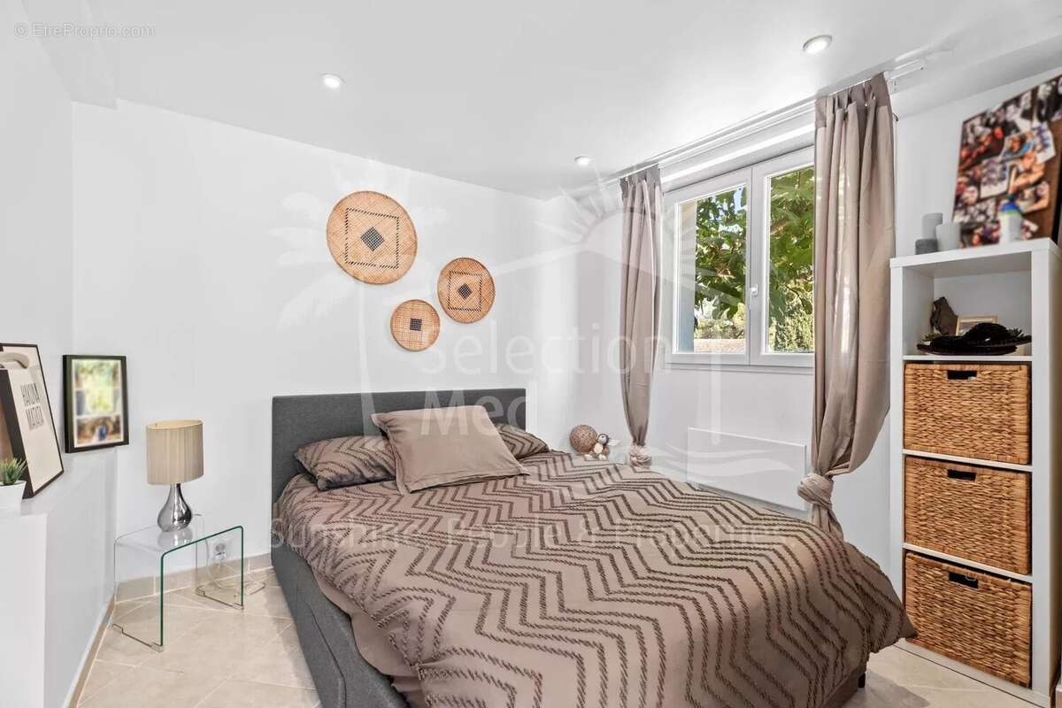 Maison à MOUANS-SARTOUX