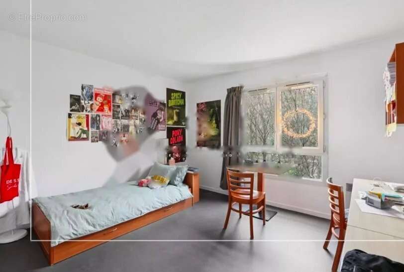 Appartement à PARIS-14E