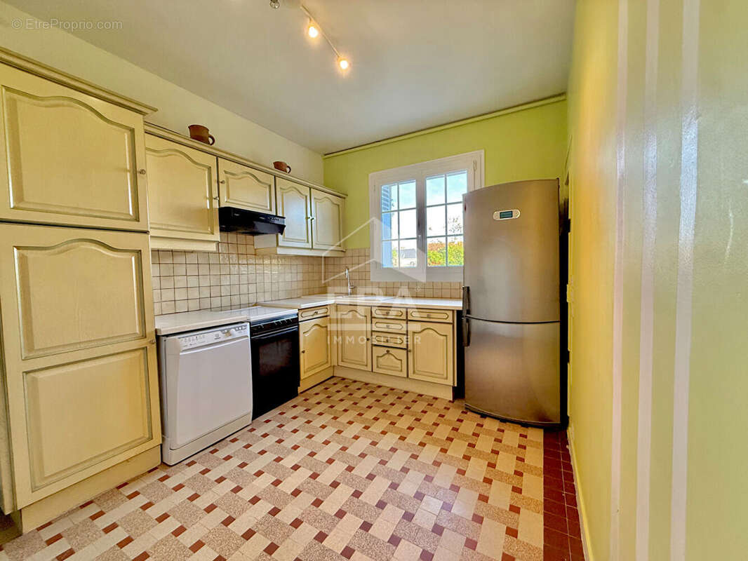 Maison à FLEURY-LES-AUBRAIS