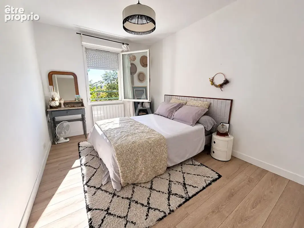 PESSAC ALOUETTE - Appartement T3 Pessac Alouette 62 m² - photo 4