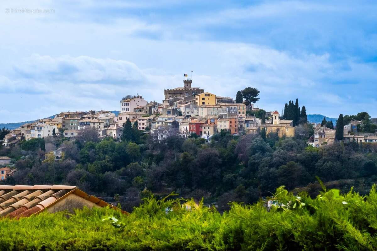 Maison à CAGNES-SUR-MER