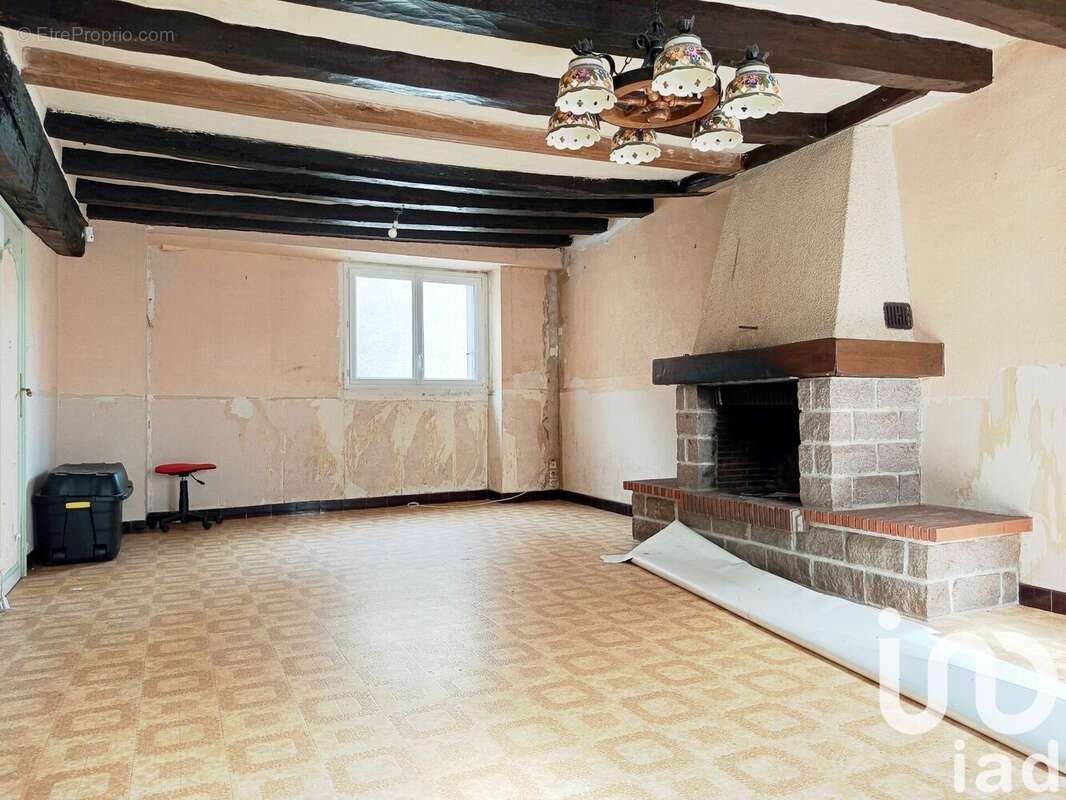 Photo 2 - Maison à MESLAY-DU-MAINE