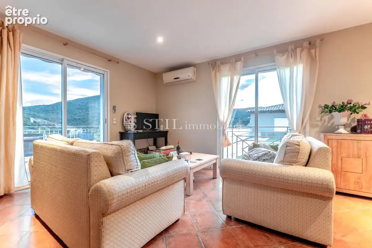 Appartement 3 pièces 60 m² à vendre à Sainte-Maxime (83120) - photo 2