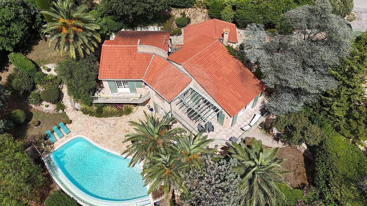 Maison à THEOULE-SUR-MER