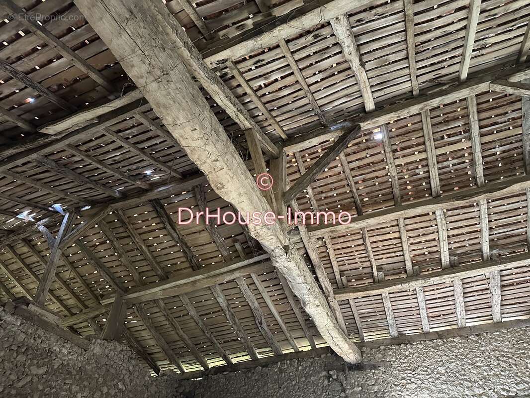 Maison à SAINT-AQUILIN