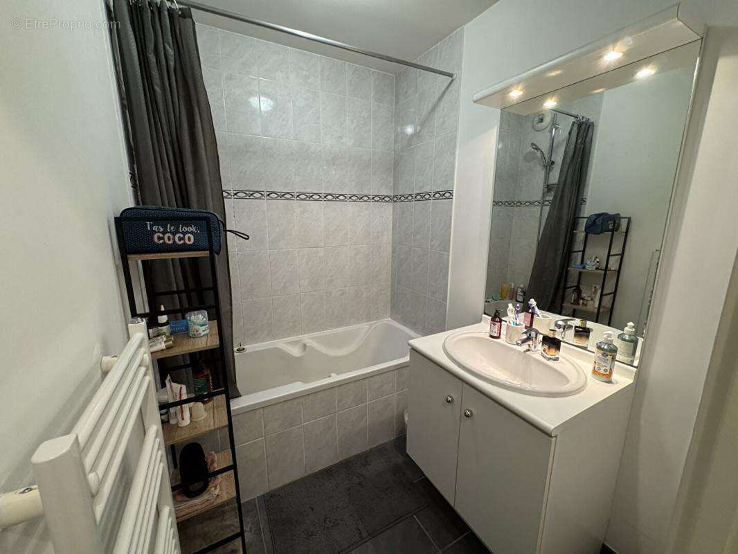 Appartement à SAINT-SEBASTIEN-SUR-LOIRE