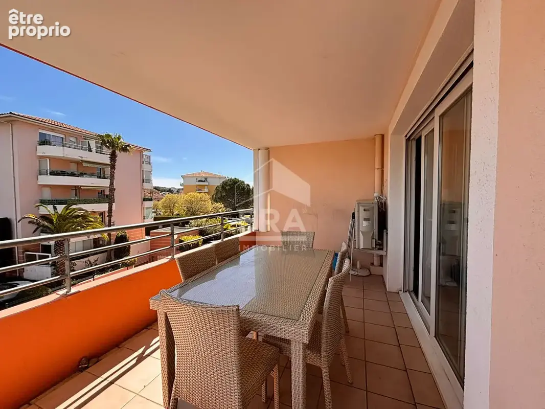 Saint Raphael  Appartement 3 pièces 58 m2 - photo 2