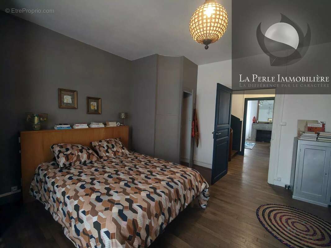 Maison à SAINT-ANTONIN-NOBLE-VAL