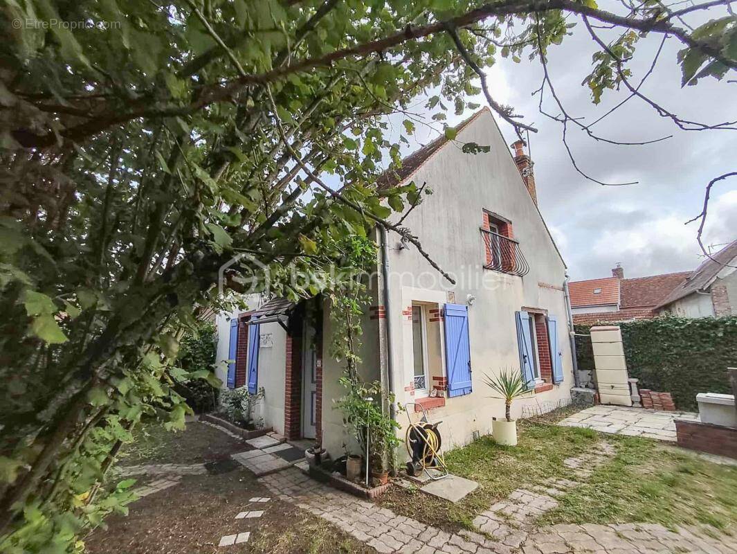 Maison à OUZOUER-SUR-LOIRE