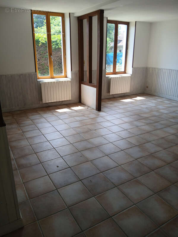 Maison 75 m² à La Guerche-Sur-L'aubois  - photo 5