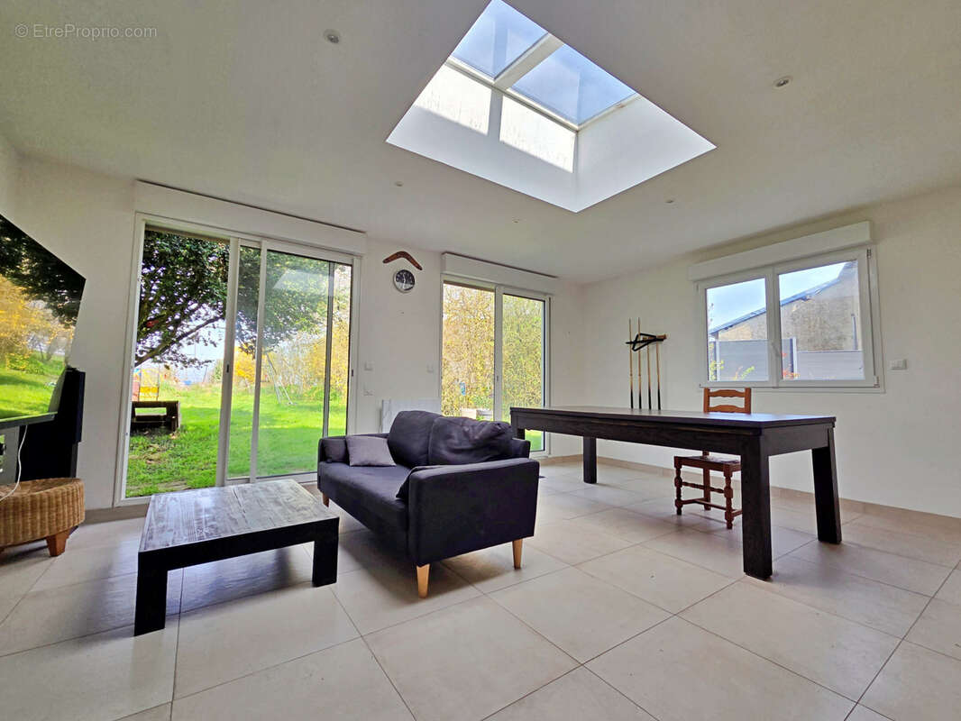 Maison à XIVRAY-ET-MARVOISIN