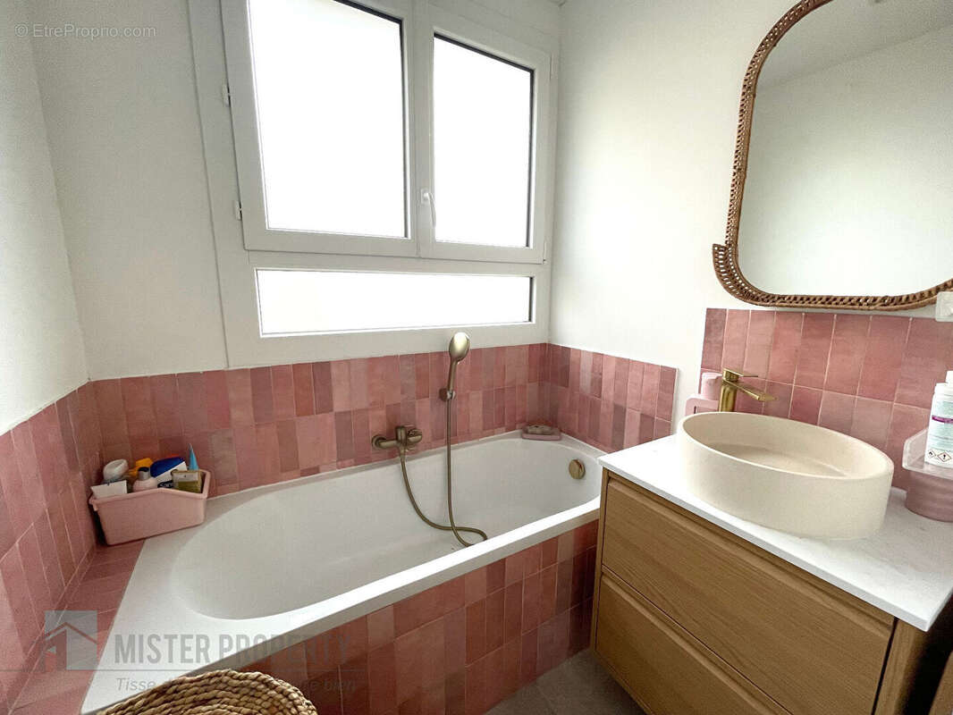 Appartement à RUEIL-MALMAISON