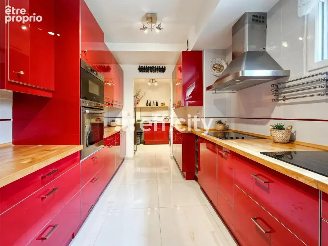 Maison 5 pièces 149 m² à vendre à Saint-Regle (37530) - photo 2